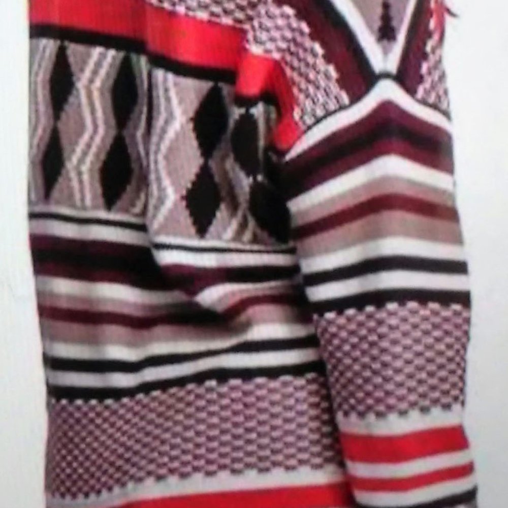 Geo Patterned Cocoon Cardigan - Picture 3 of 11